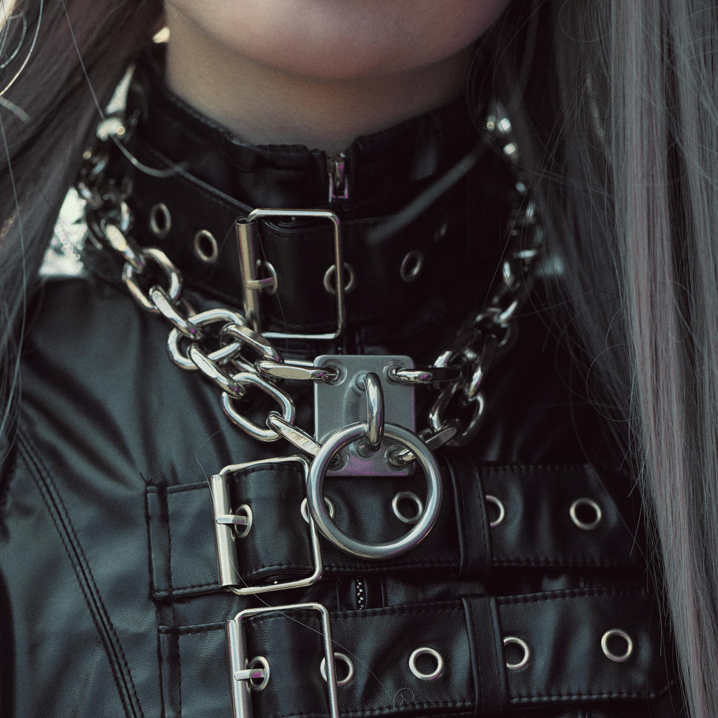 Pain Chunky O-Ring Chain Choker Necklace