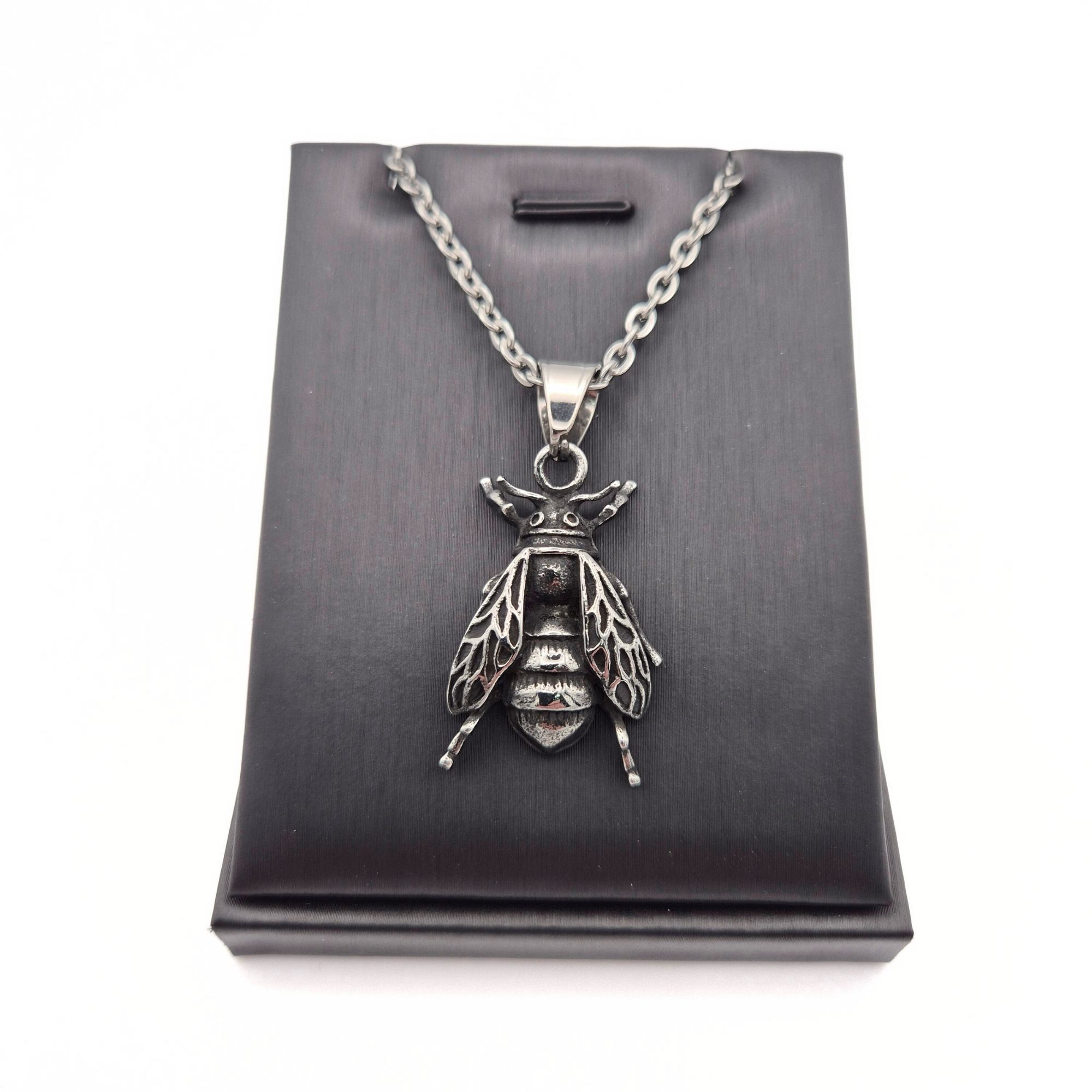 The Polinator Necklace