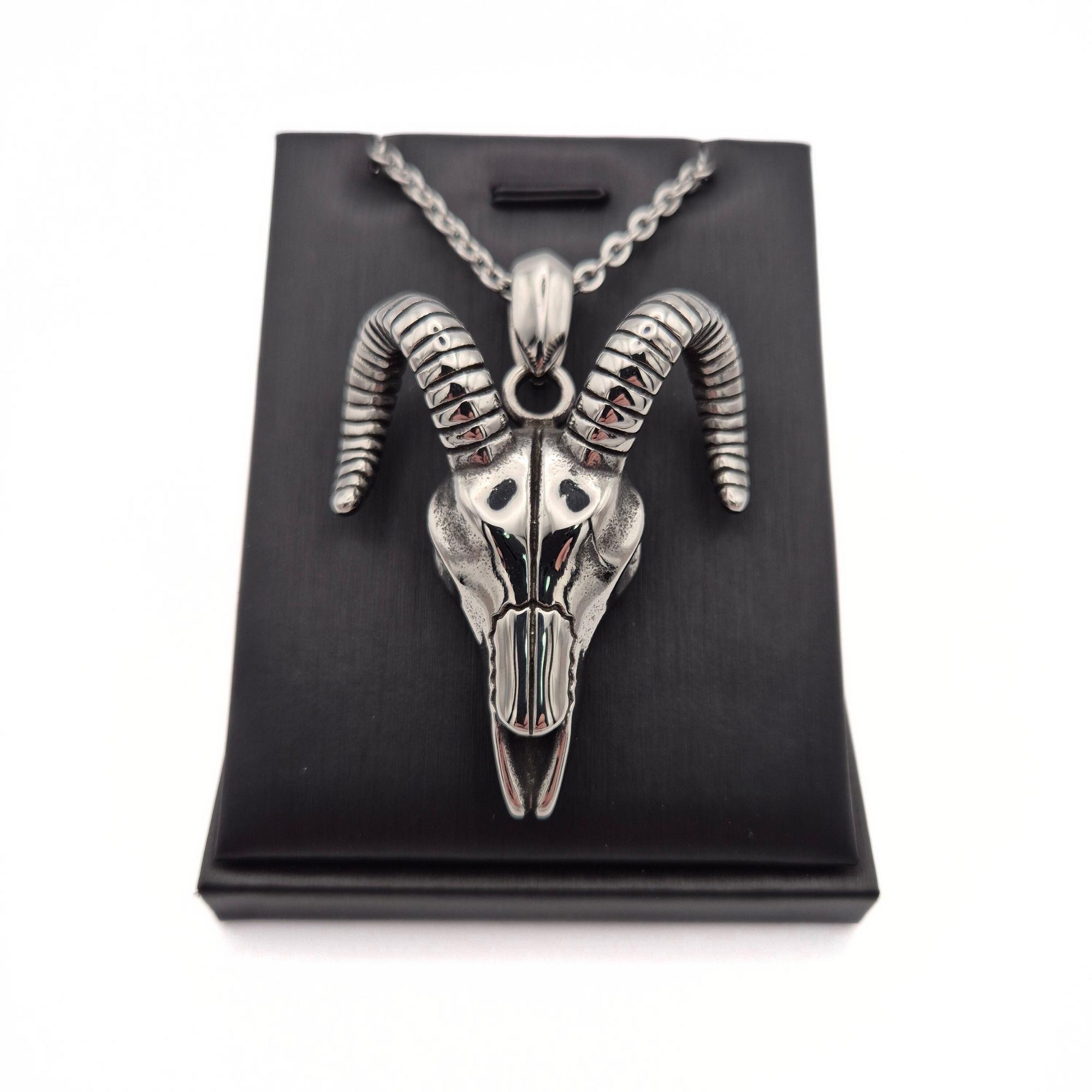 Bloodhorn Talisman Necklace
